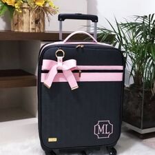 Produção de Mala Feminina de Rodinhas para Maternidade